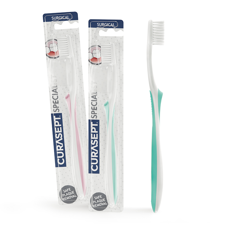 CURASEPT BROSSE A DENTS SURGICAL