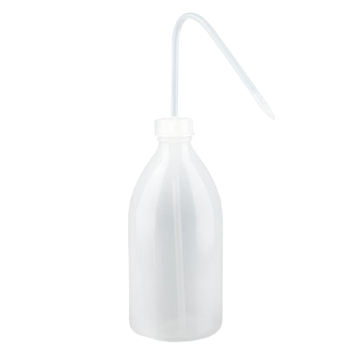 PISSETTE 500 ML EN PLASTIQUE.